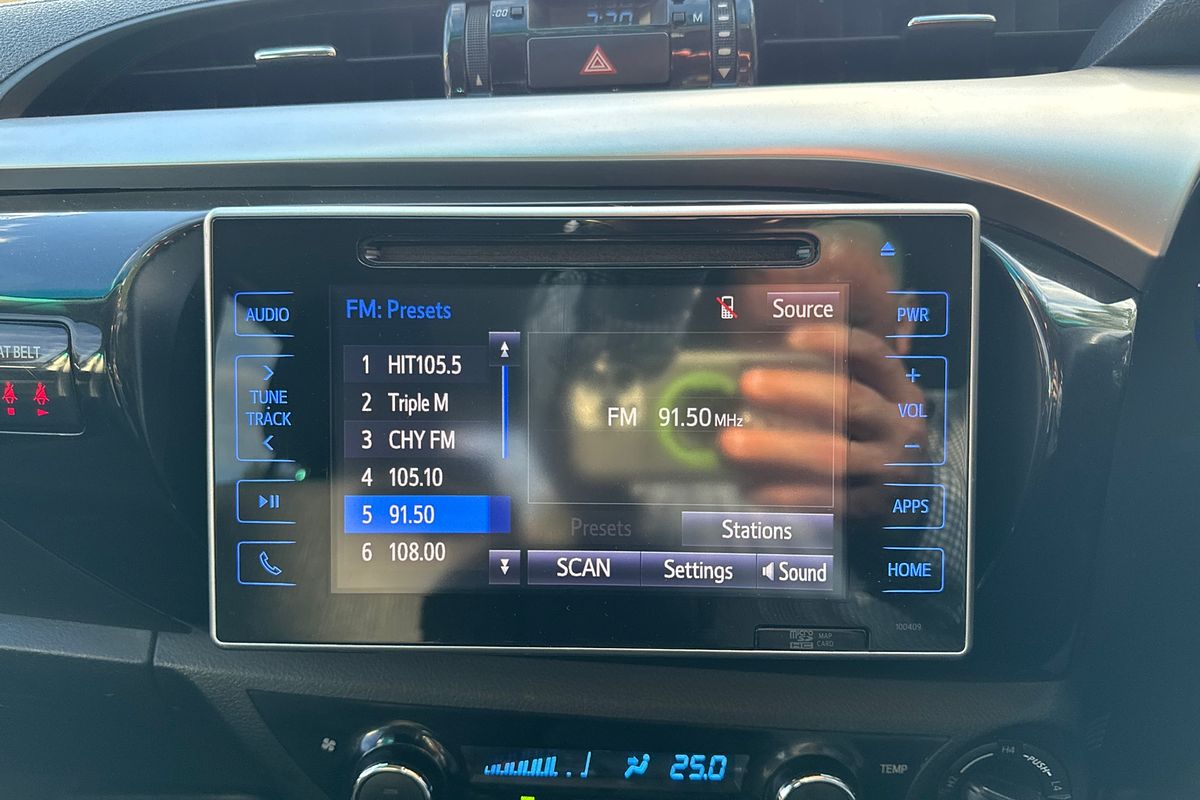 2017 Toyota Hilux SR5 GUN126R 4X4