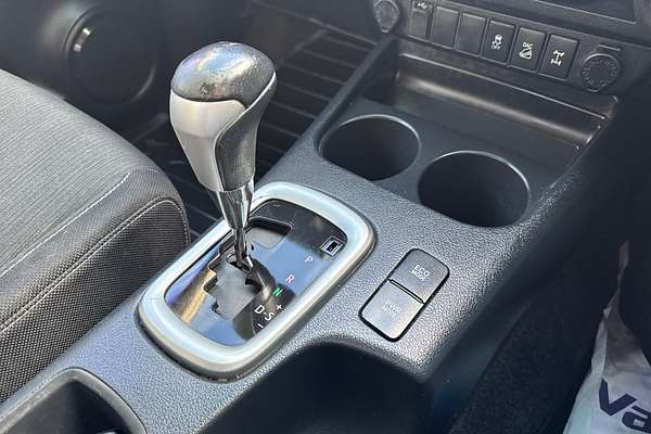 2017 Toyota Hilux SR5 GUN126R 4X4