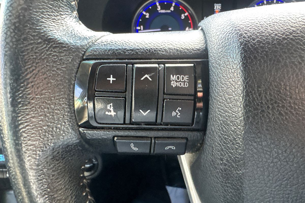 2017 Toyota Hilux SR5 GUN126R 4X4
