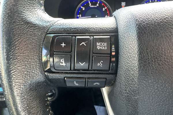 2017 Toyota Hilux SR5 GUN126R 4X4