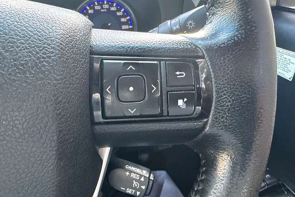 2017 Toyota Hilux SR5 GUN126R 4X4