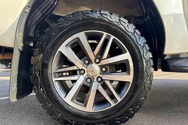 2017 Toyota Hilux SR5 GUN126R 4X4