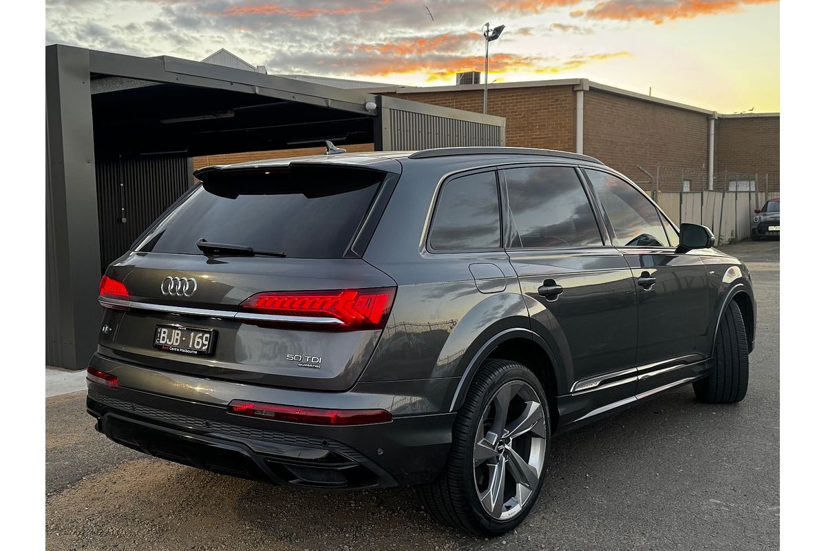 2020 Audi Q7 50 TDI S line 4M