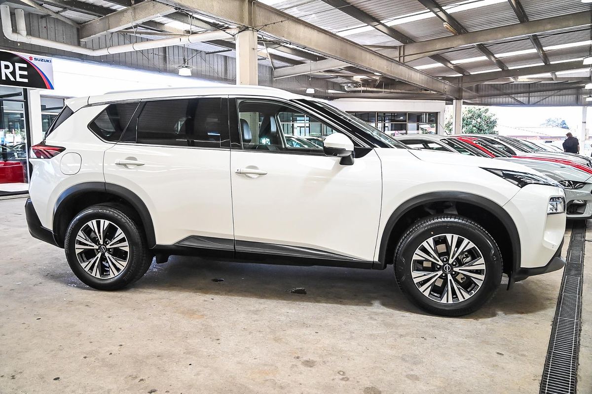 2023 Nissan X-TRAIL ST-L T33