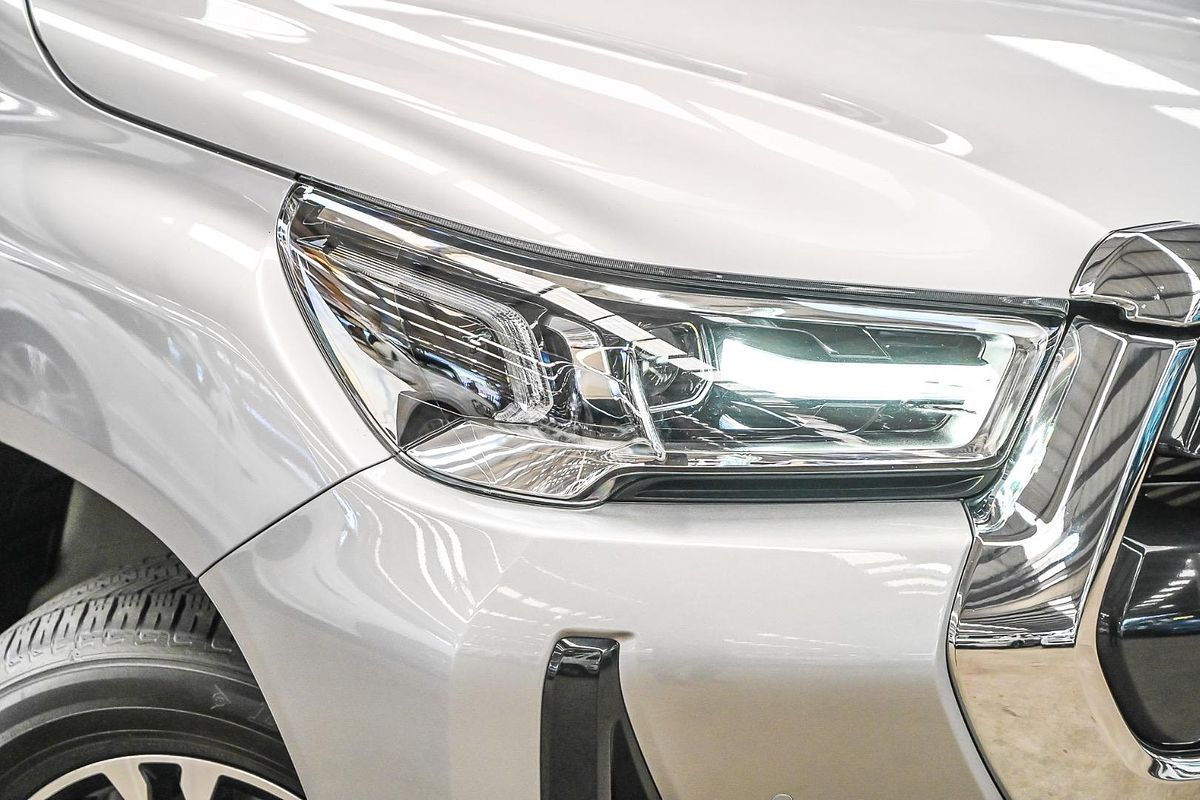 2022 Toyota Hilux SR5 GUN126R 4X4