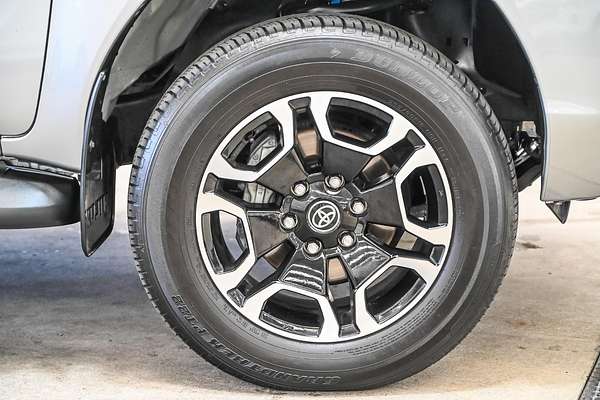 2022 Toyota Hilux SR5 GUN126R 4X4