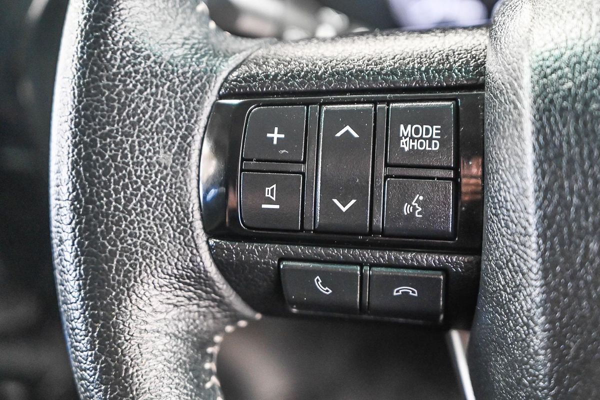 2022 Toyota Hilux SR5 GUN126R 4X4