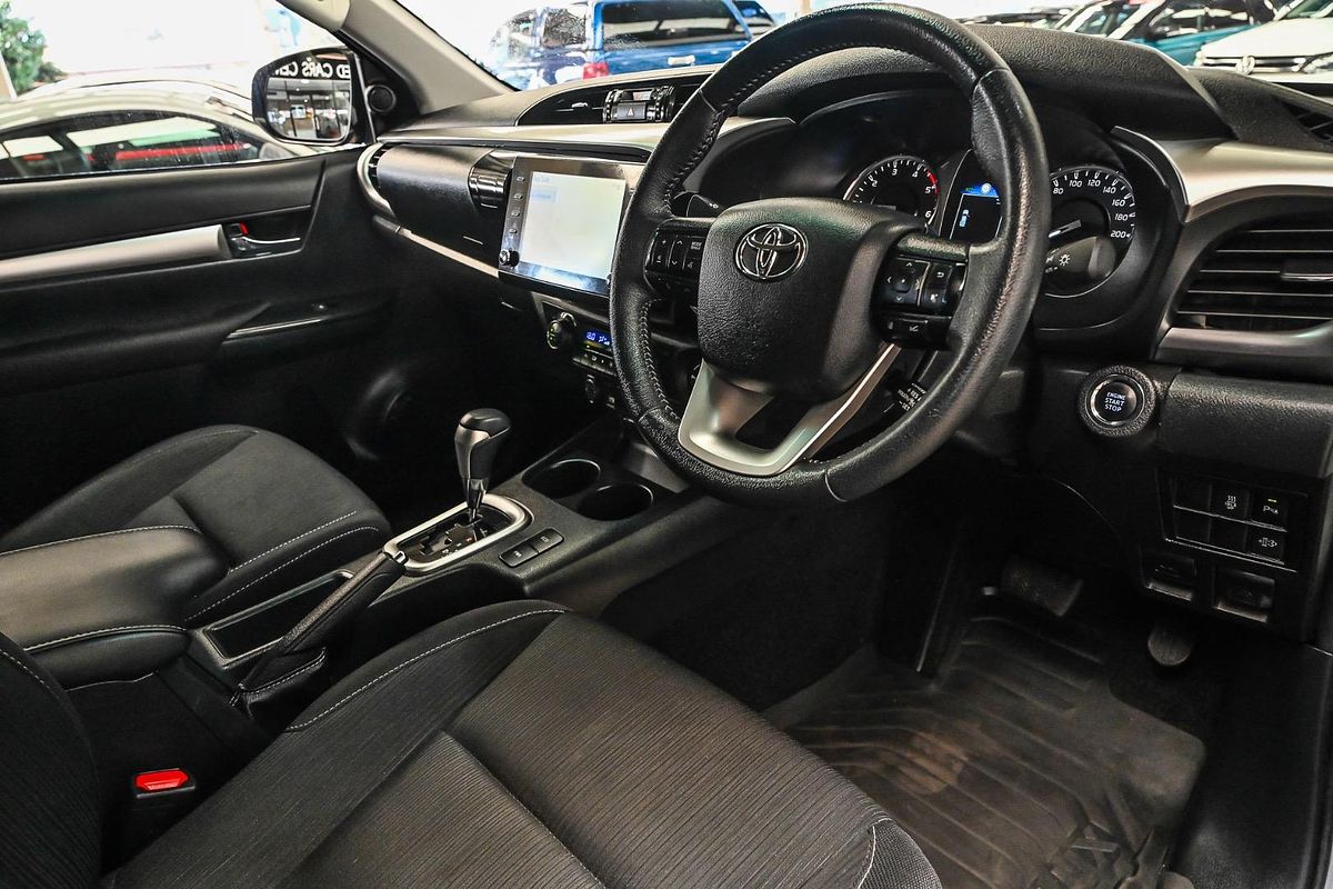 2022 Toyota Hilux SR5 GUN126R 4X4