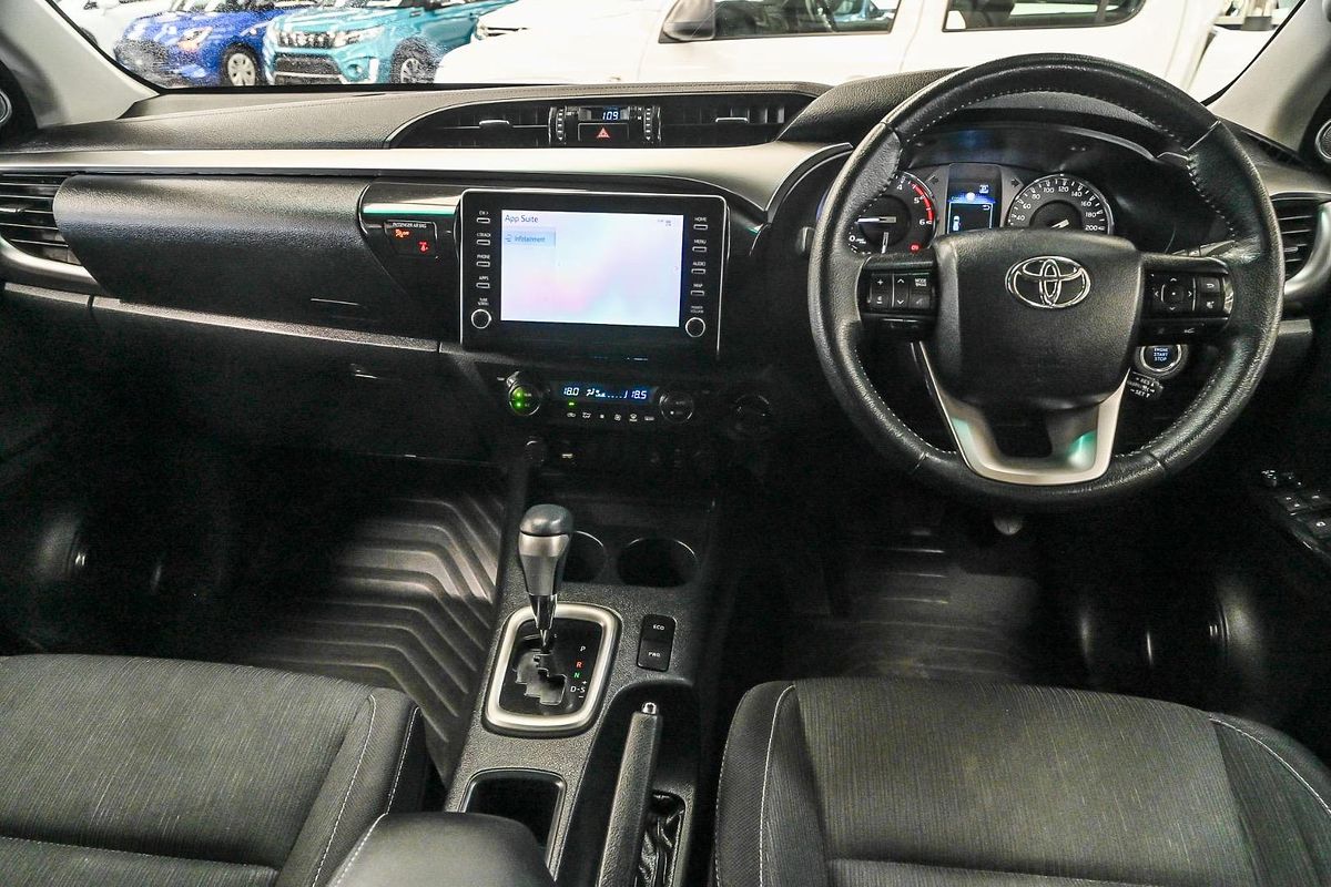 2022 Toyota Hilux SR5 GUN126R 4X4