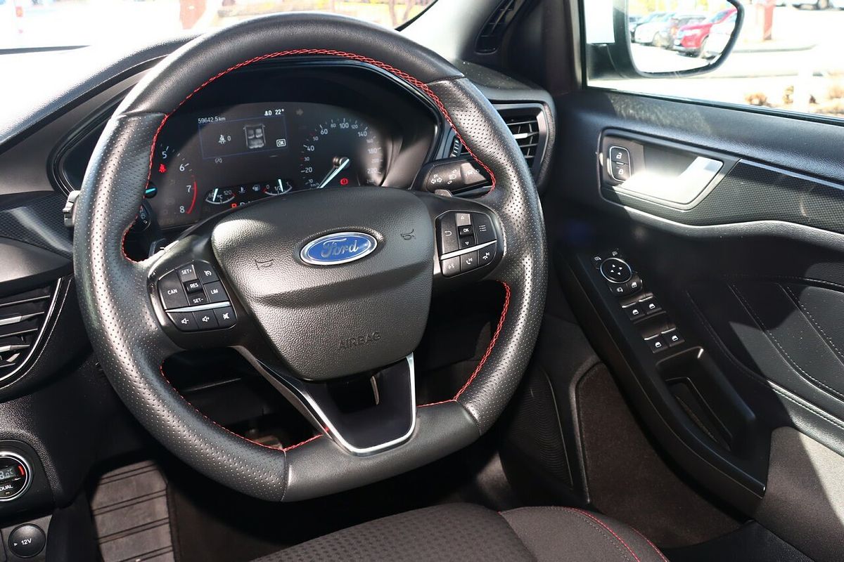 2021 Ford Focus ST-Line SA
