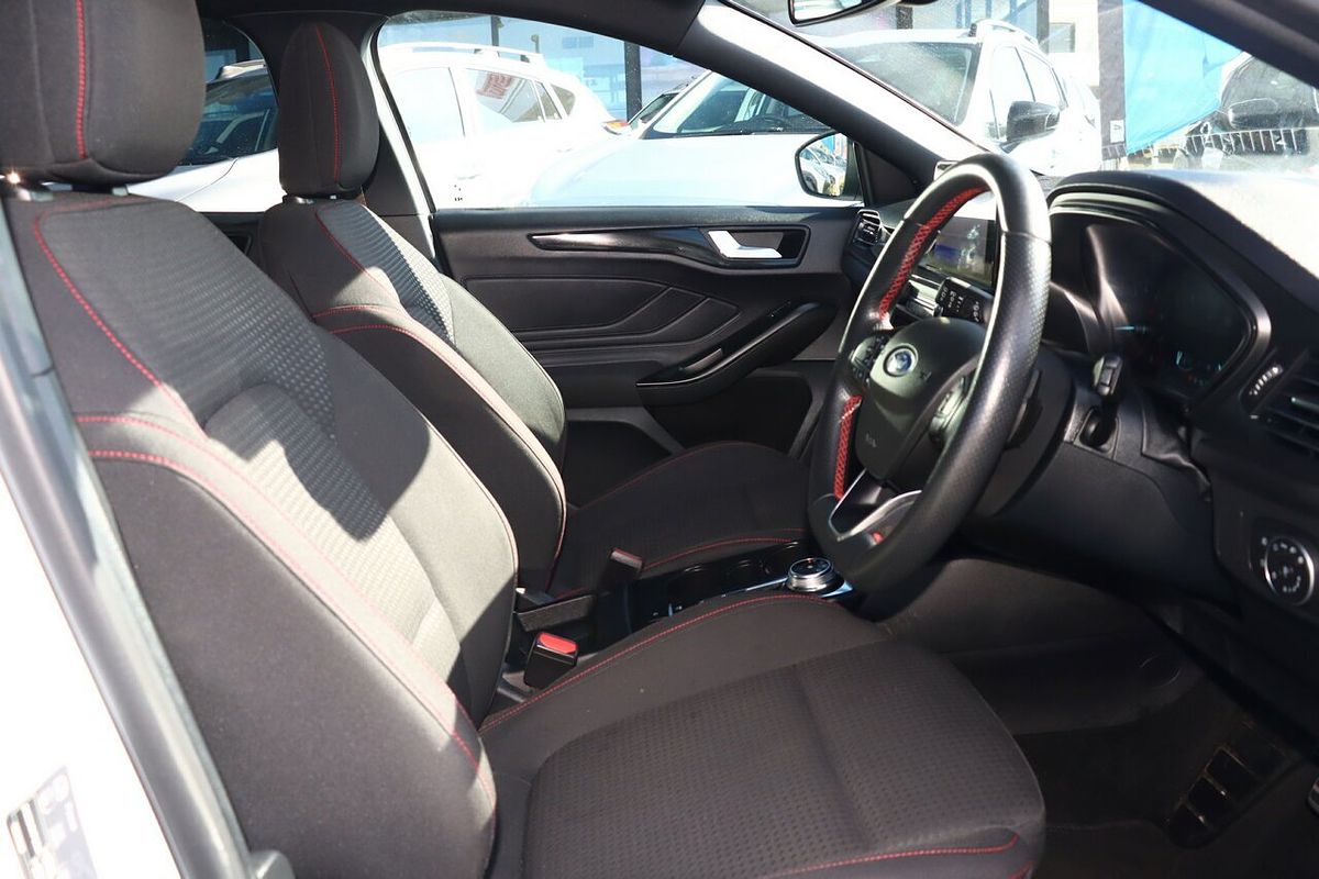 2021 Ford Focus ST-Line SA