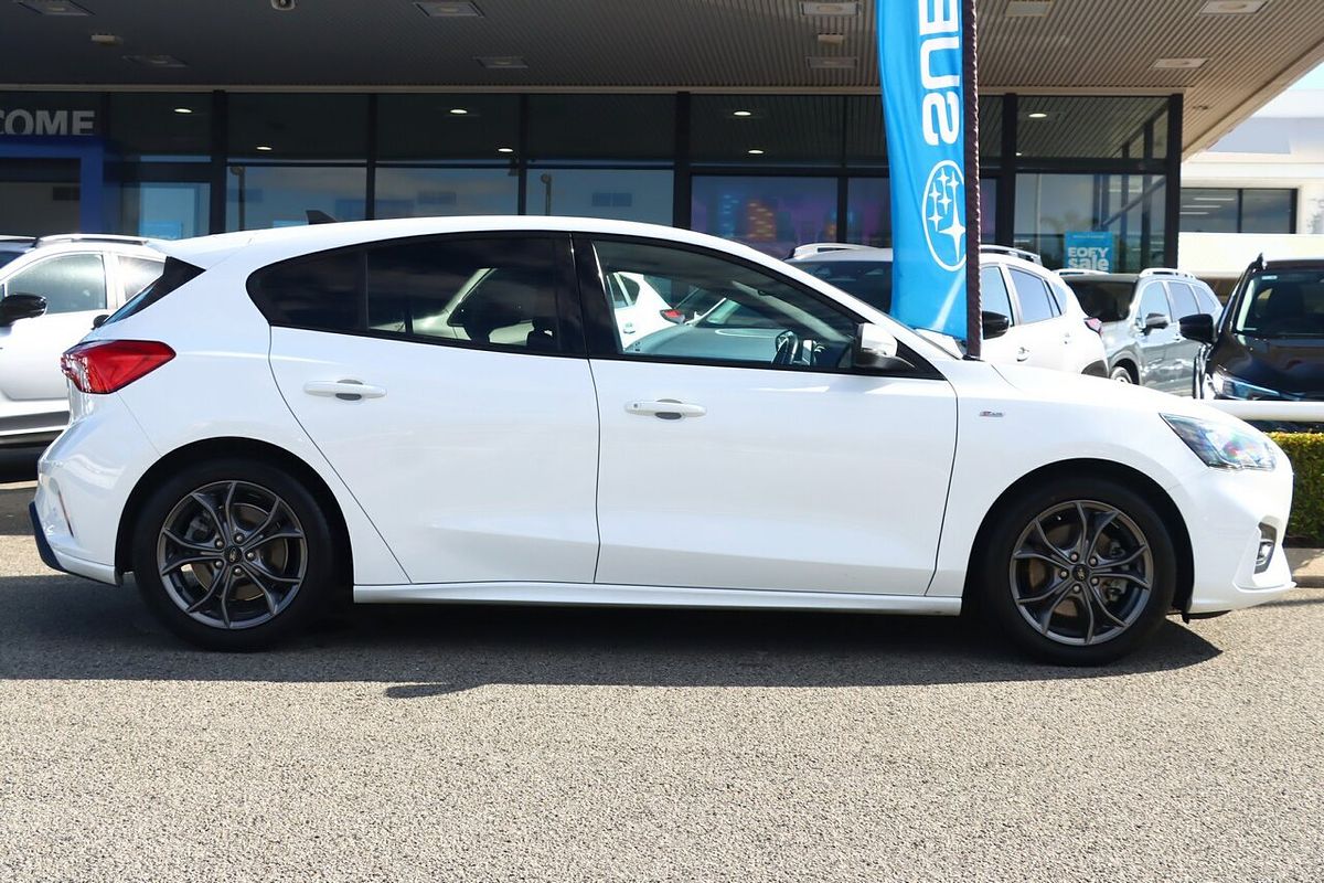 2021 Ford Focus ST-Line SA