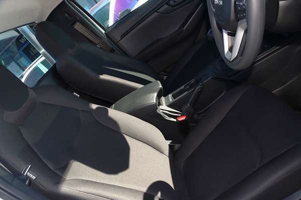 2024 Isuzu D-MAX SX High Ride Rear Wheel Drive