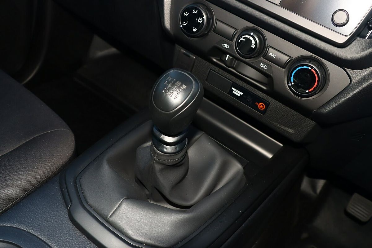 2024 Isuzu D-MAX SX High Ride Rear Wheel Drive
