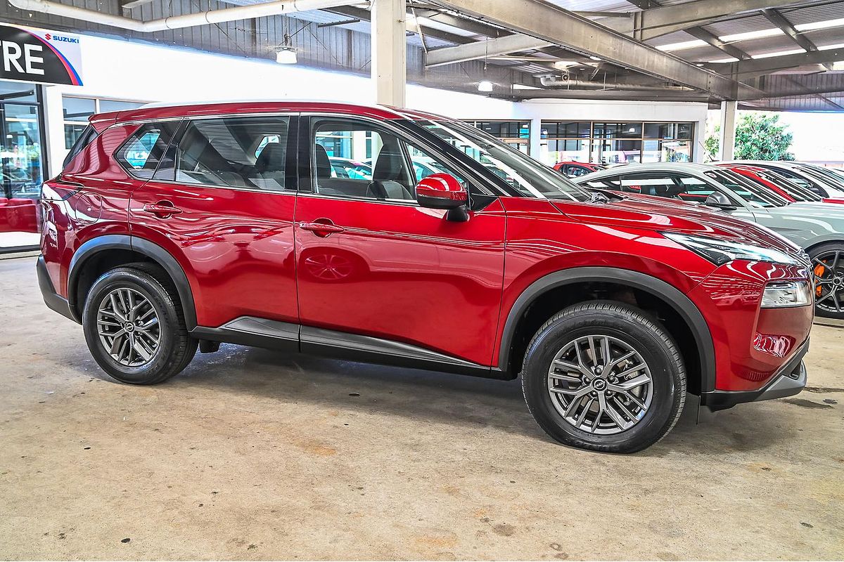 2023 Nissan X-TRAIL ST T33
