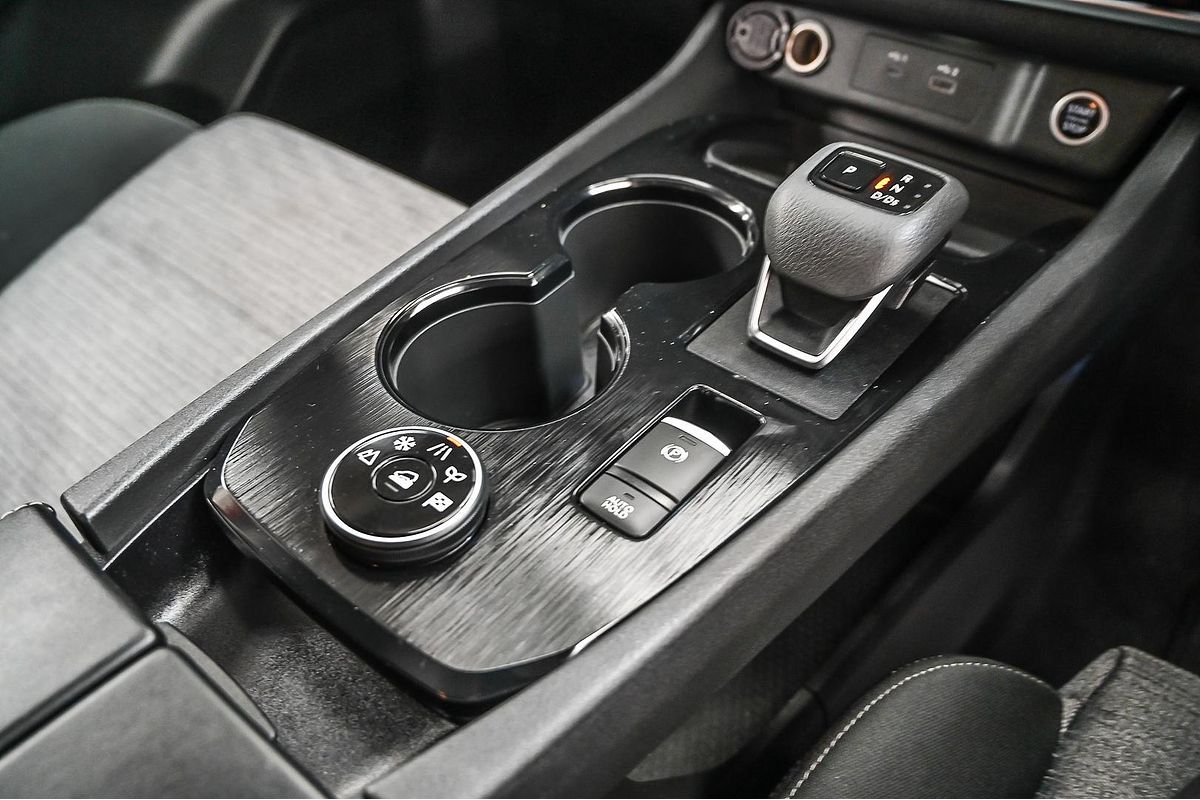2023 Nissan X-TRAIL ST T33