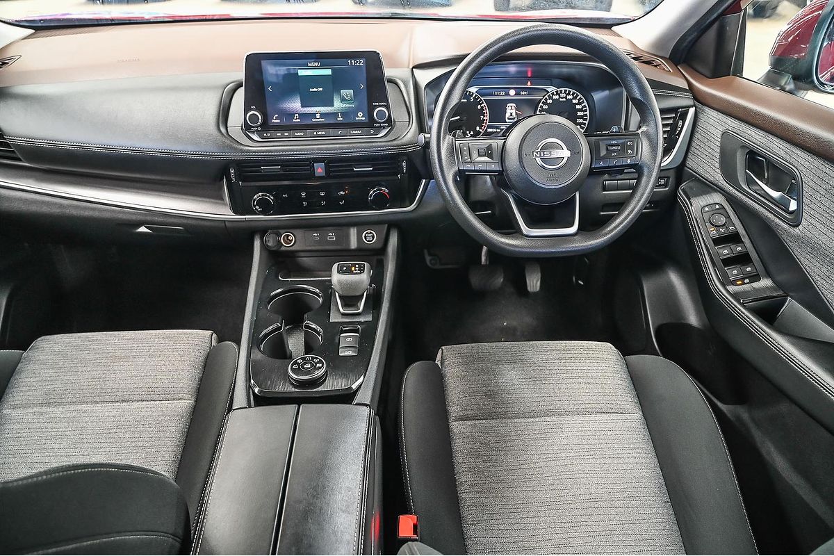 2023 Nissan X-TRAIL ST T33