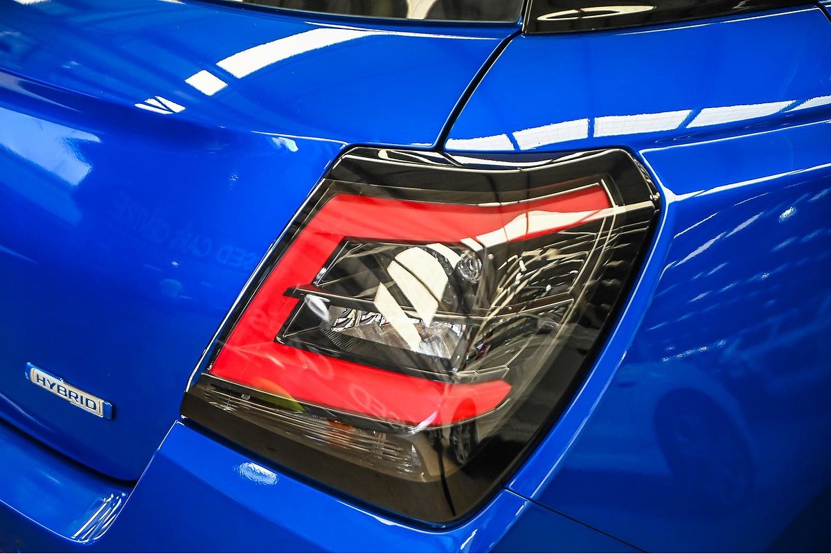 2024 Suzuki Swift Hybrid UZ