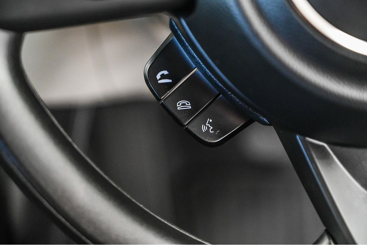 2024 Suzuki Swift Hybrid UZ