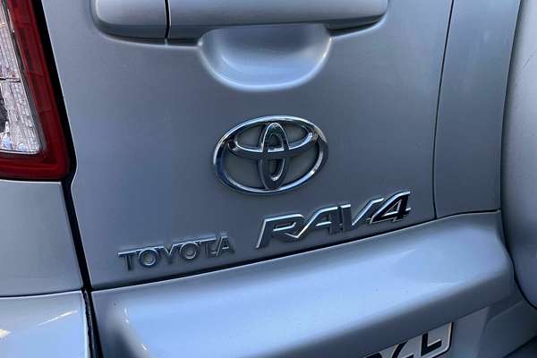 2006 Toyota RAV4 Cruiser ACA33R