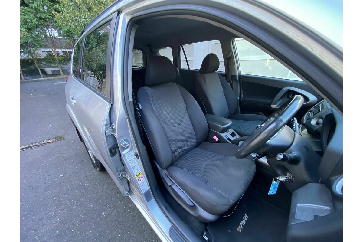 2006 Toyota RAV4 Cruiser ACA33R