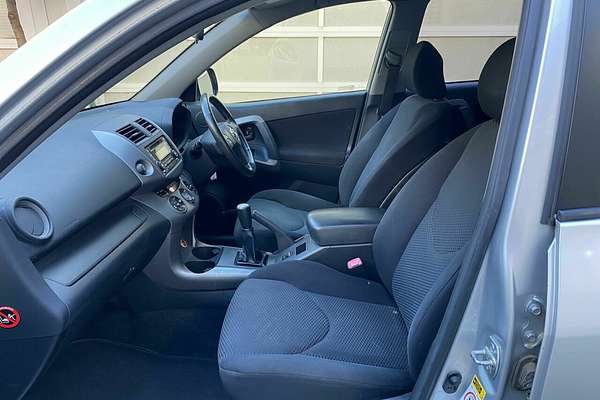 2006 Toyota RAV4 Cruiser ACA33R