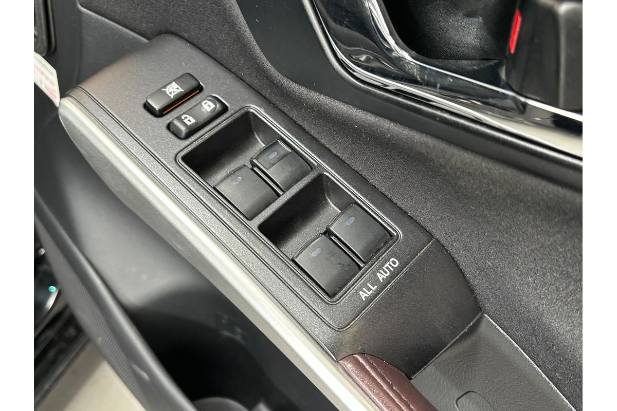 2014 Toyota Sai Hybrid S AZK10