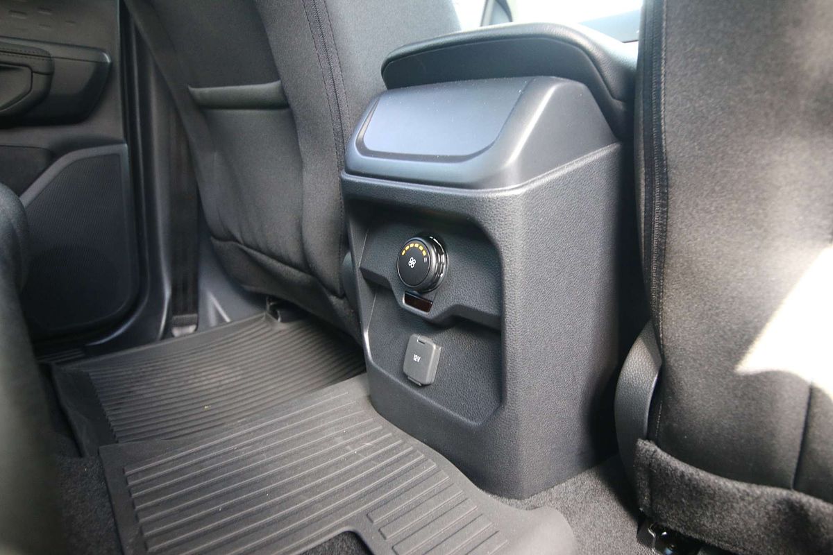 2024 Ford Everest Ambiente