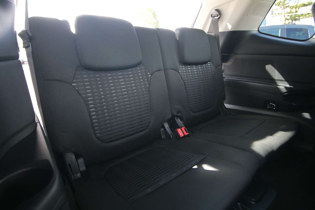 2024 Ford Everest Ambiente