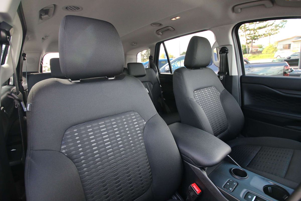 2024 Ford Everest Ambiente