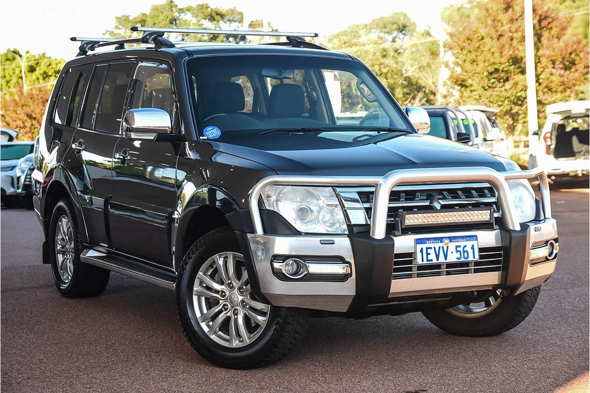 2015 Mitsubishi Pajero GLX NX