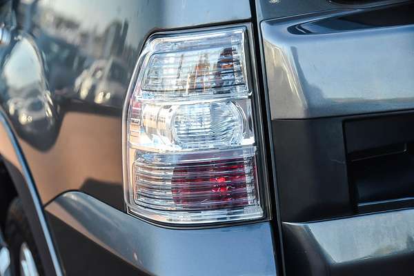 2015 Mitsubishi Pajero GLX NX