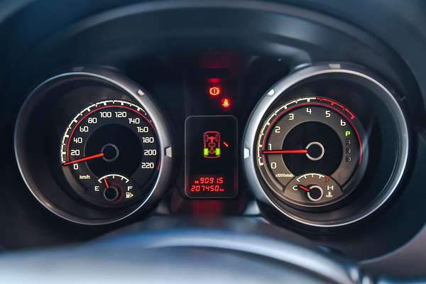 2015 Mitsubishi Pajero GLX NX