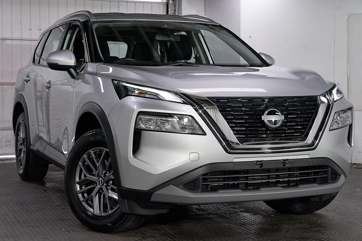 2024 Nissan X-TRAIL ST T33