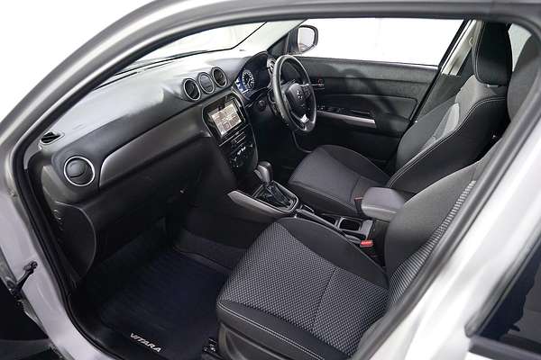 2023 Suzuki Vitara LY Series II