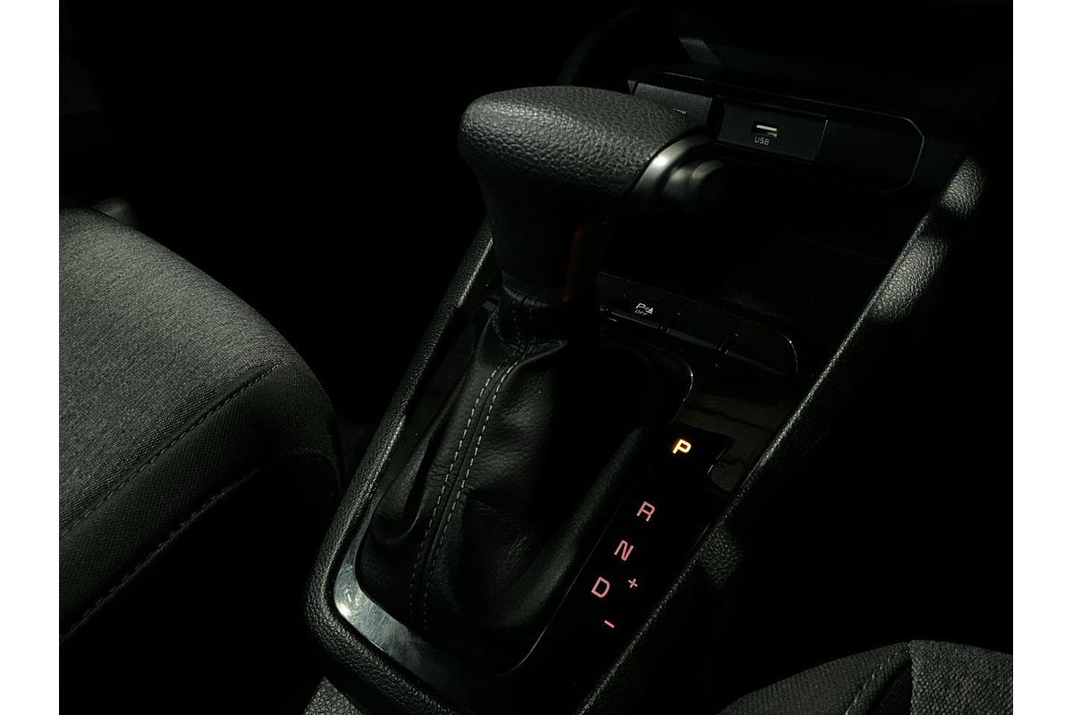 2023 Kia Stonic S YB