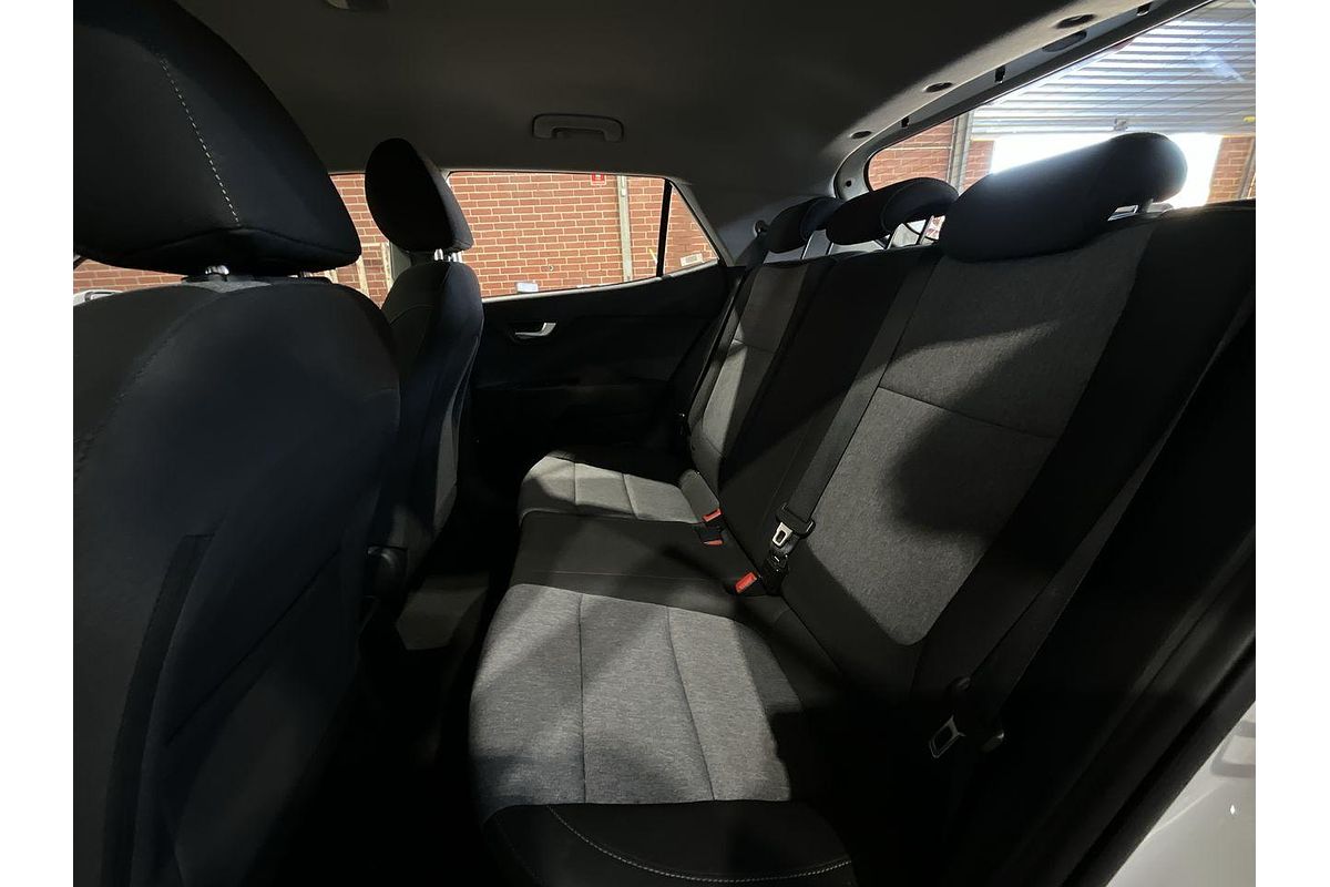 2023 Kia Stonic S YB