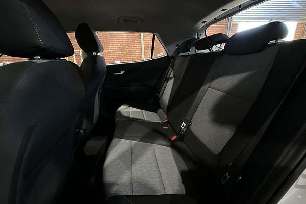 2023 Kia Stonic S YB