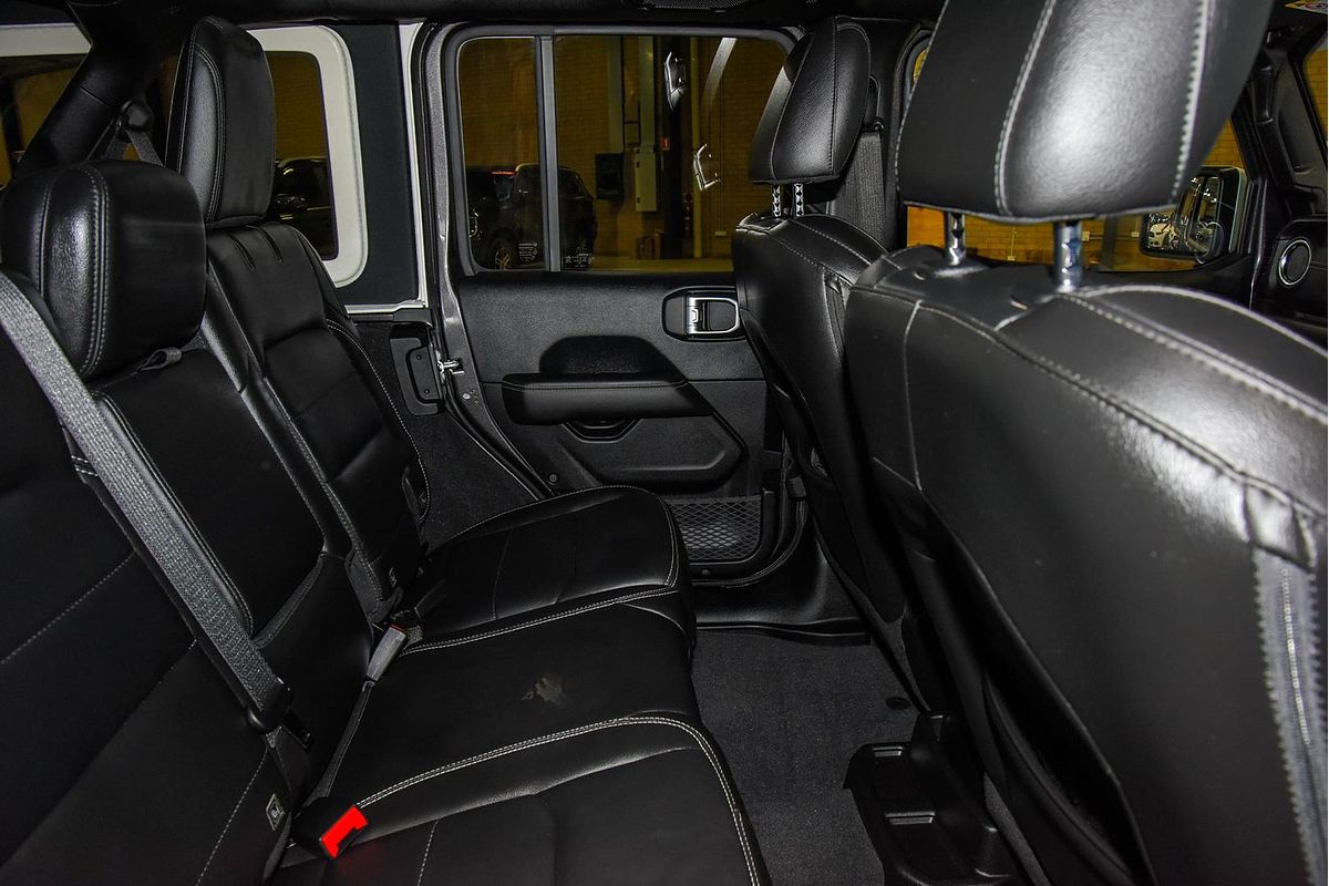 2018 Jeep Wrangler Unlimited Overland JK