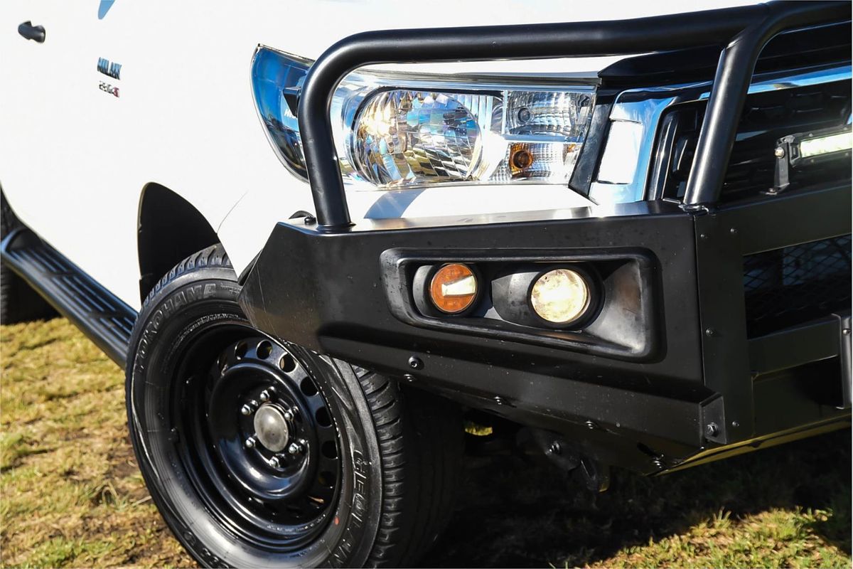 2019 Toyota Hilux SR GUN126R 4X4