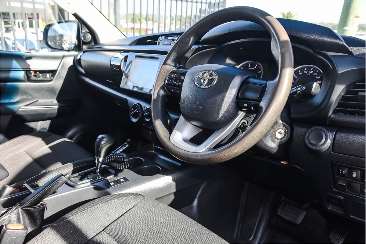 2019 Toyota Hilux SR GUN126R 4X4
