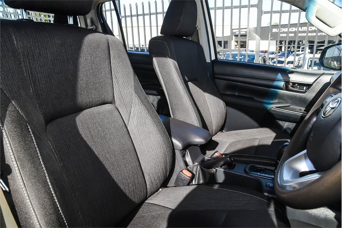 2019 Toyota Hilux SR GUN126R 4X4