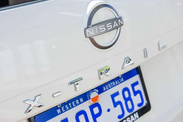 2024 Nissan X-TRAIL ST-L T33