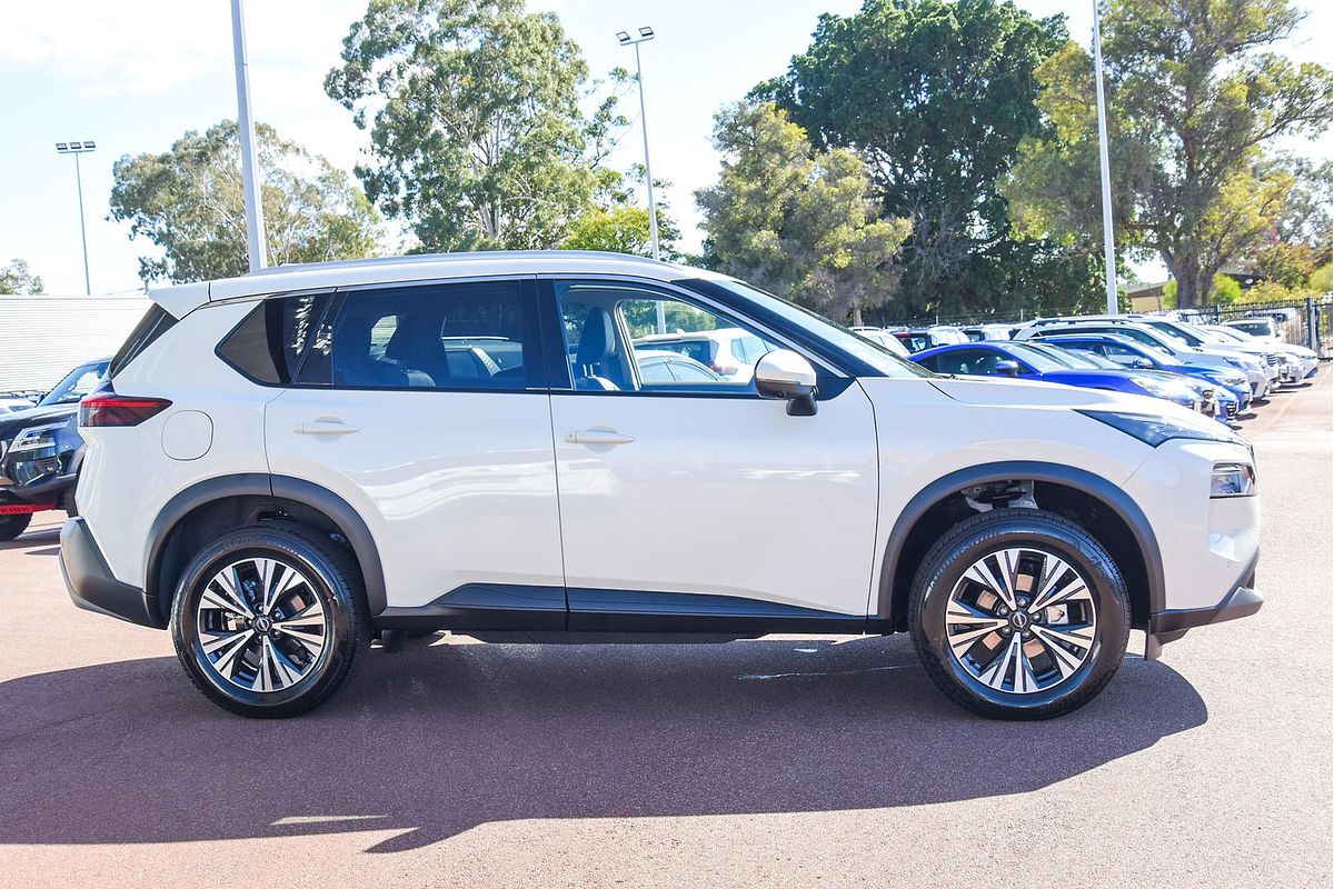 2024 Nissan X-TRAIL ST-L T33