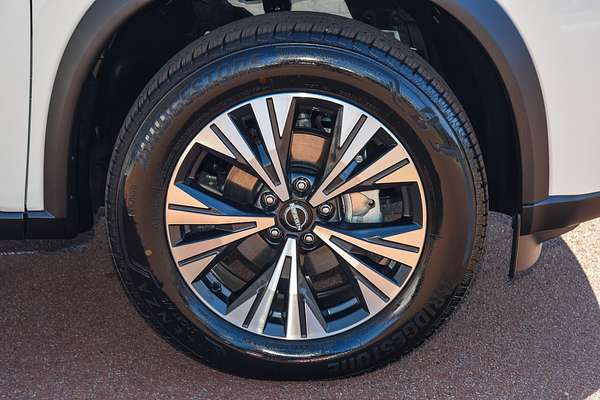 2024 Nissan X-TRAIL ST-L T33