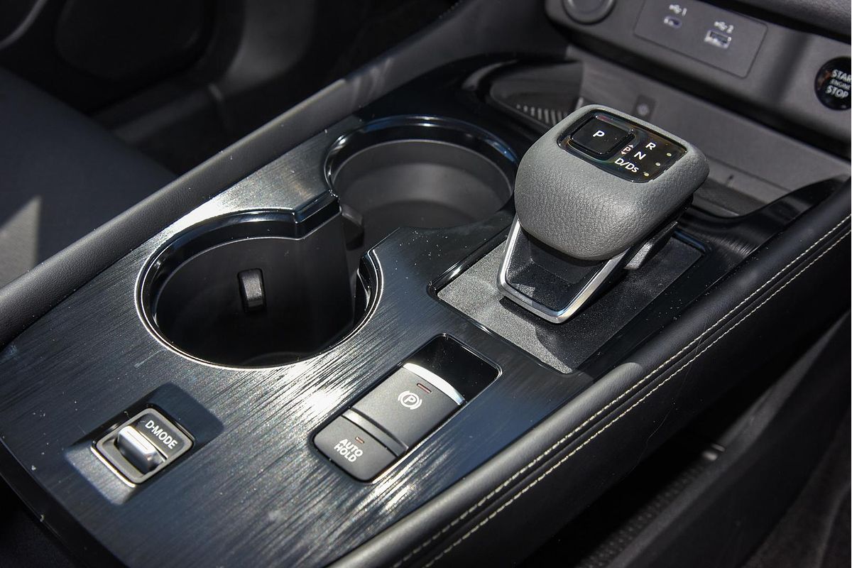2024 Nissan X-TRAIL ST-L T33