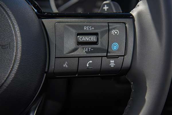 2024 Nissan X-TRAIL ST-L T33