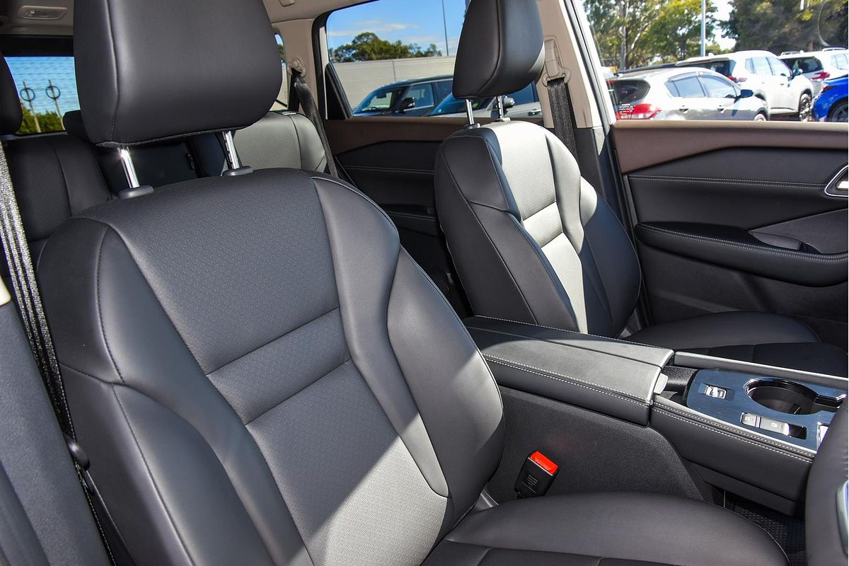 2024 Nissan X-TRAIL ST-L T33
