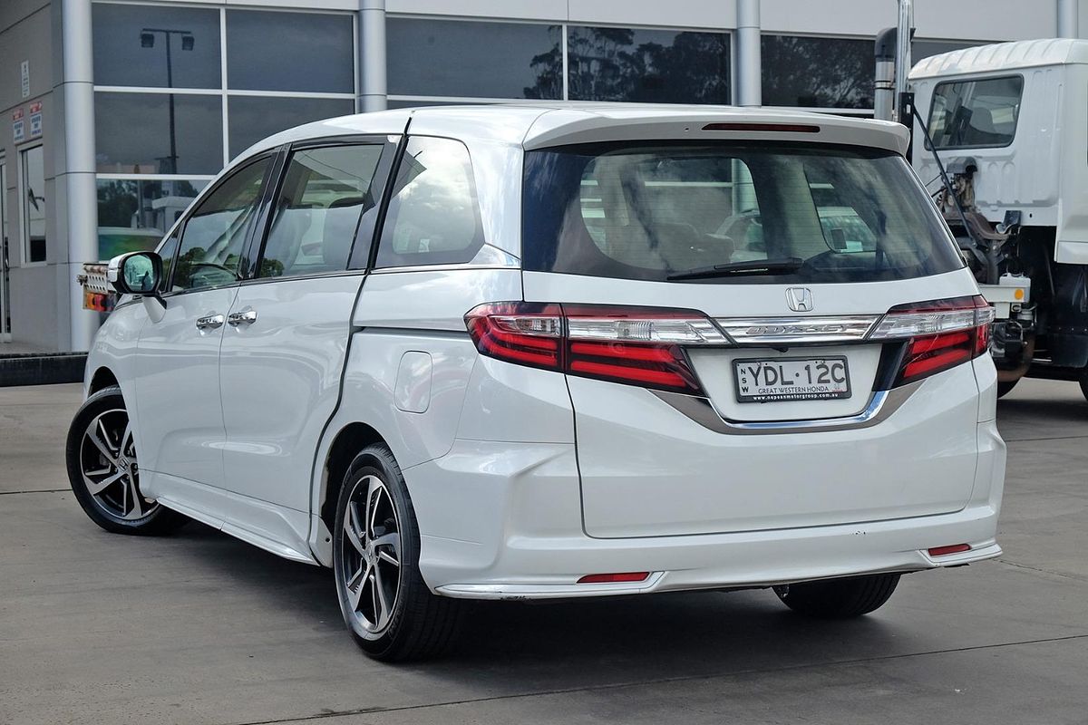 2016 Honda Odyssey VTi-L 5th Gen