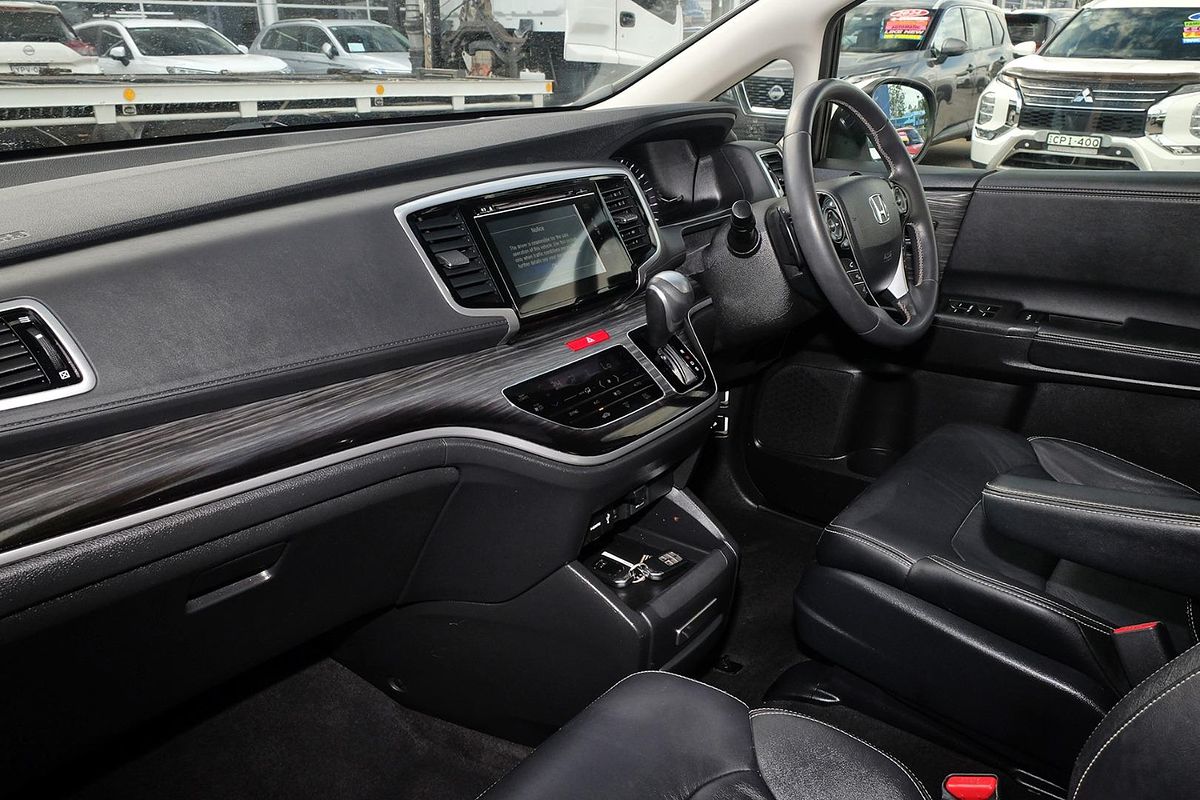 2016 Honda Odyssey VTi-L 5th Gen